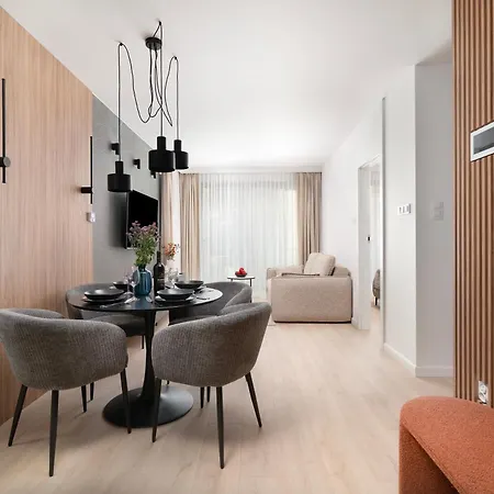 Easy Rent- Wieniawska Parking Centrum Apartman *