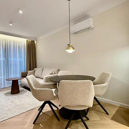 Easy Rent- Wieniawska Parking Centrum Apartman *