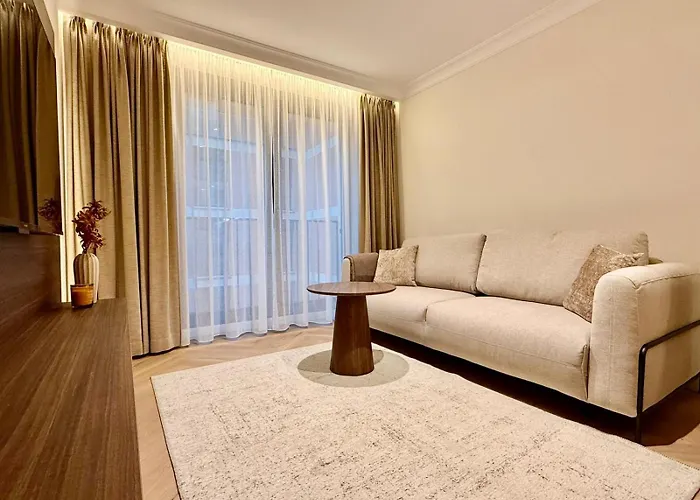 Apartment Easy Rent- Wieniawska Parking Centrum